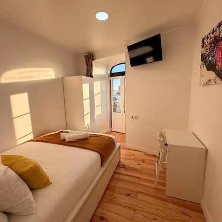 - Bairro Alto Centro Historico D Homestay Lisbon