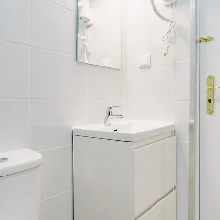 Homestay - Bairro Alto Centro Historico D Lisbon