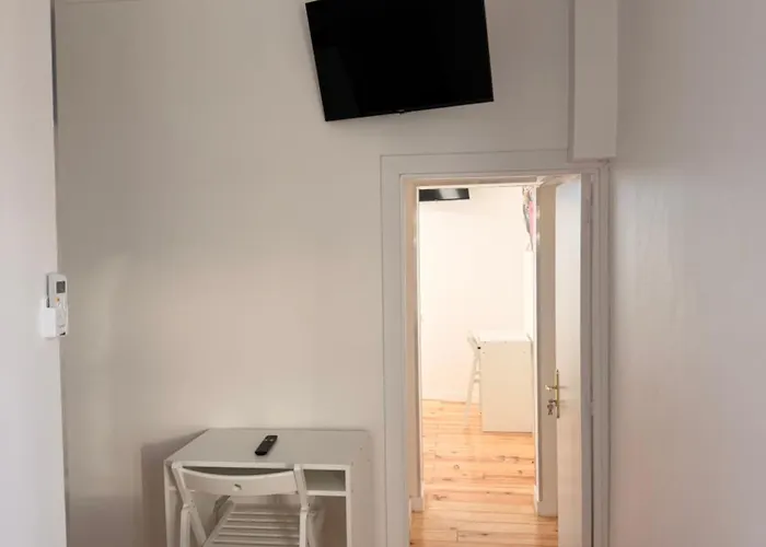 - Bairro Alto Centro Historico D * Lisboa