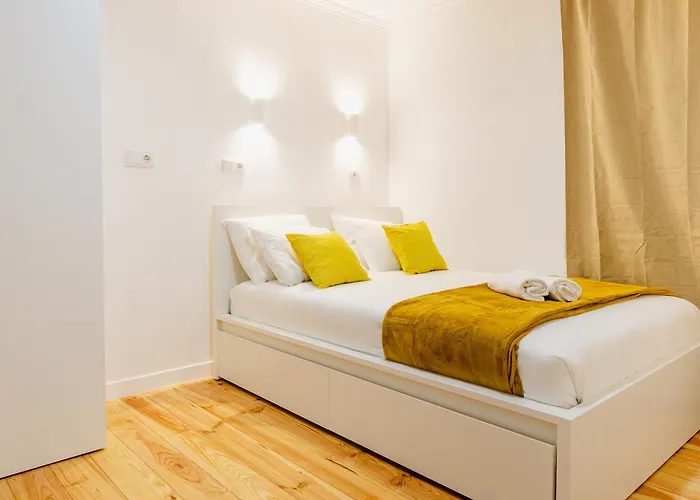 Quarto em Acomodações Particulares - Bairro Alto Centro Histórico D