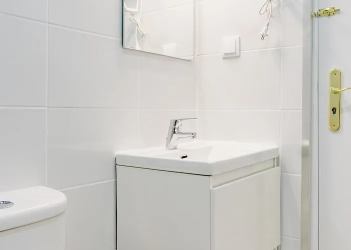 Quarto em Acomodações Particulares - Bairro Alto Centro Histórico D Lisboa