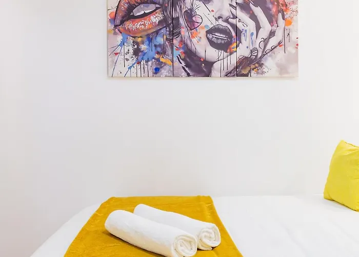 - Bairro Alto Centro Histórico D *