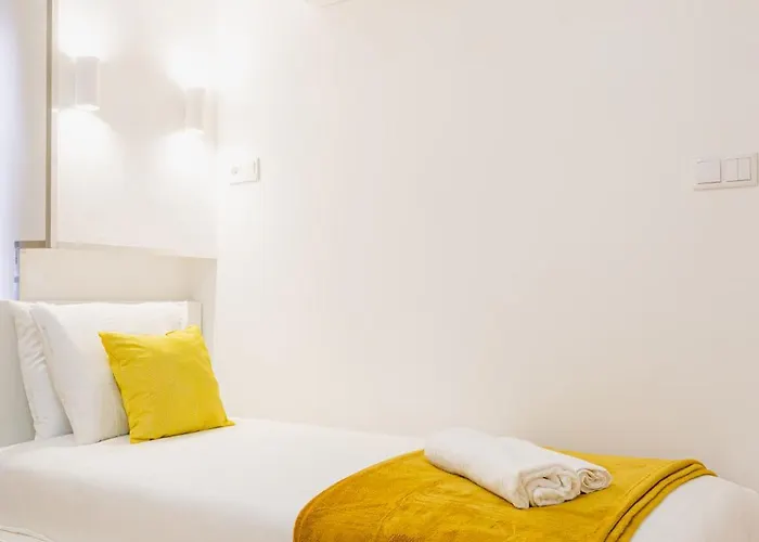 - Bairro Alto Centro Historico D Проживання в сім'ї *